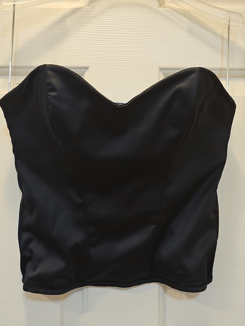 NWT Victoria's Secret size 34B Black Satin Boned Strapless Bustier Crop Top